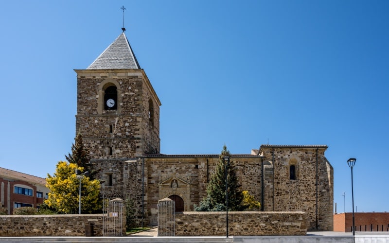 Iglesia de San Salvador, La Bañeza