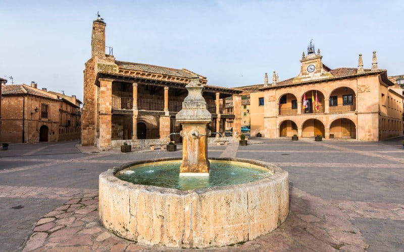 Plaza de Ayllón