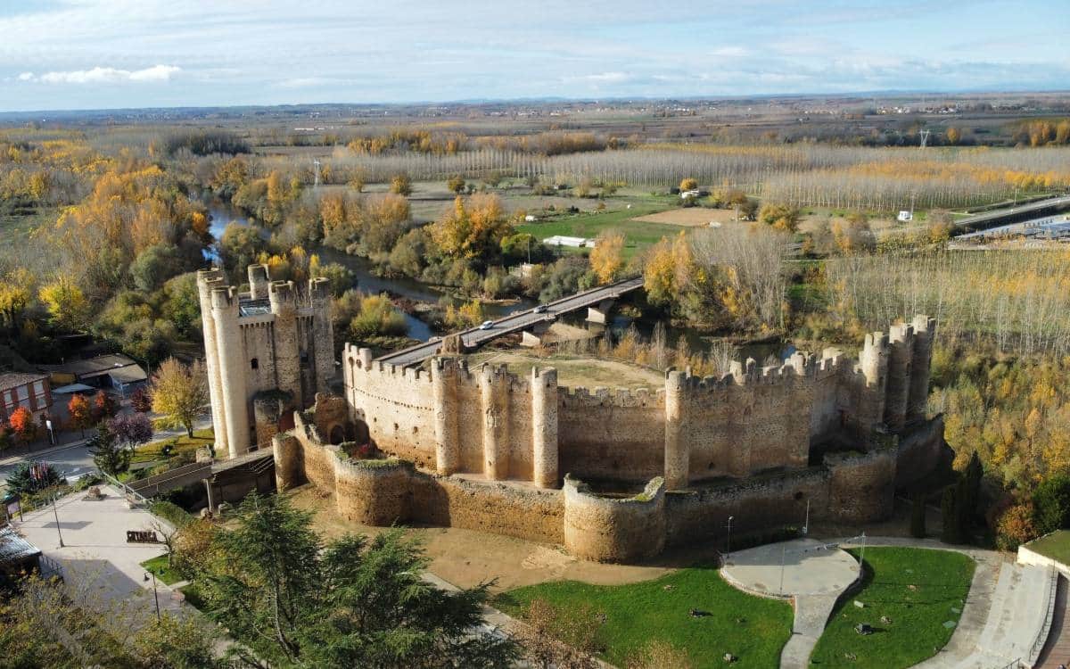 Castillo de Valencia de Don Juan