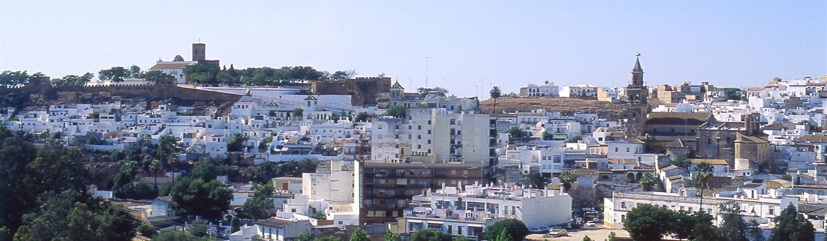 Imagen destacada cedida por ©EMPRESA PÚBLICA PARA LA GESTIÓN DEL TURISMO Y DEPORTE DE ANDALUCÍA
panoramica-lugares-andalucia-sevilla-alcala-de-guadaira