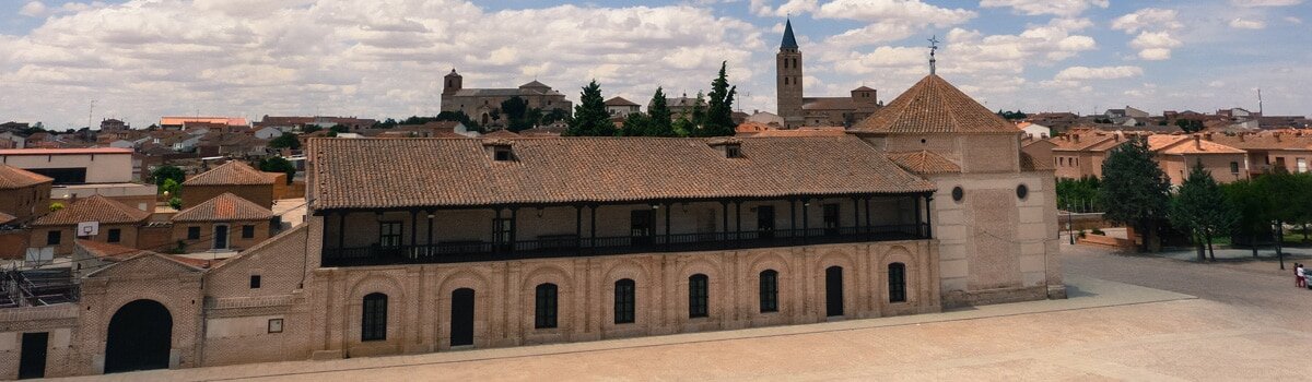 Dónde dormir en Madrigal de las Altas Torres