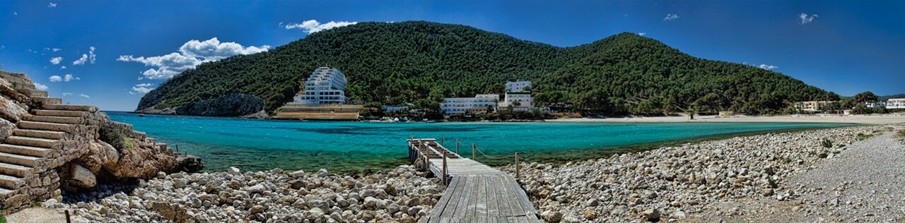 Dónde dormir en Cala Llonga