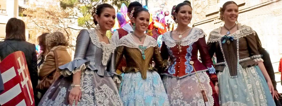 traje de castellonera