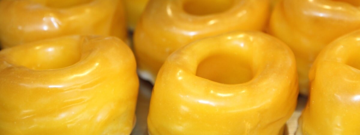 Plato de rosquillas listas de Alcalá | Shutterstock