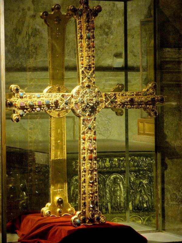 Cruz de la victoria de Asturias