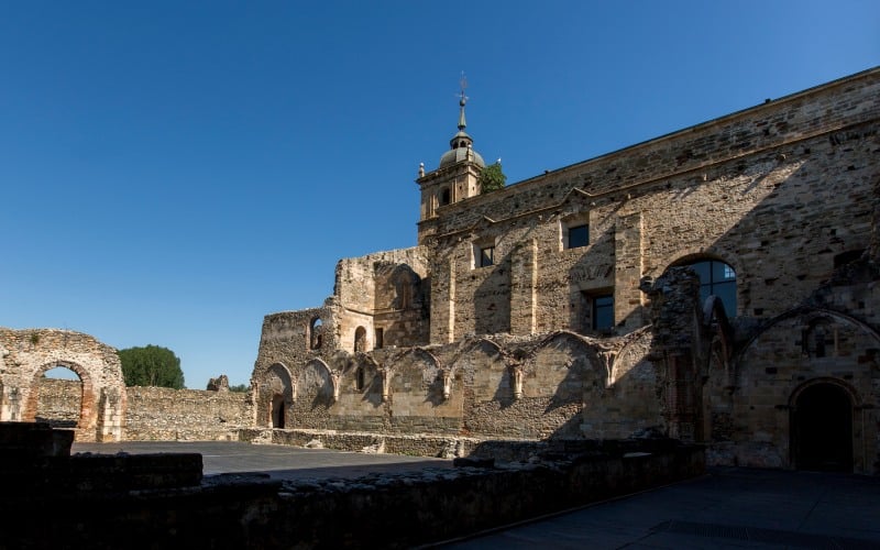 Panorámica de Santa María de Carracedo