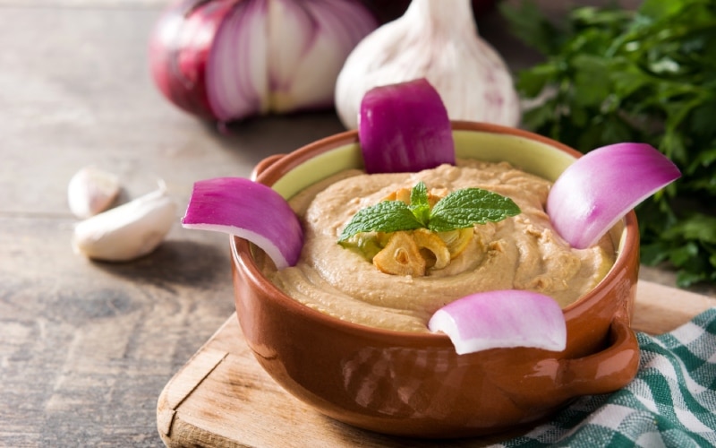 Plato de gofio escaldado. | Shutterstock