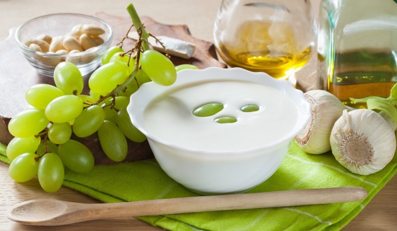 Plato de ajoblanco de Málaga