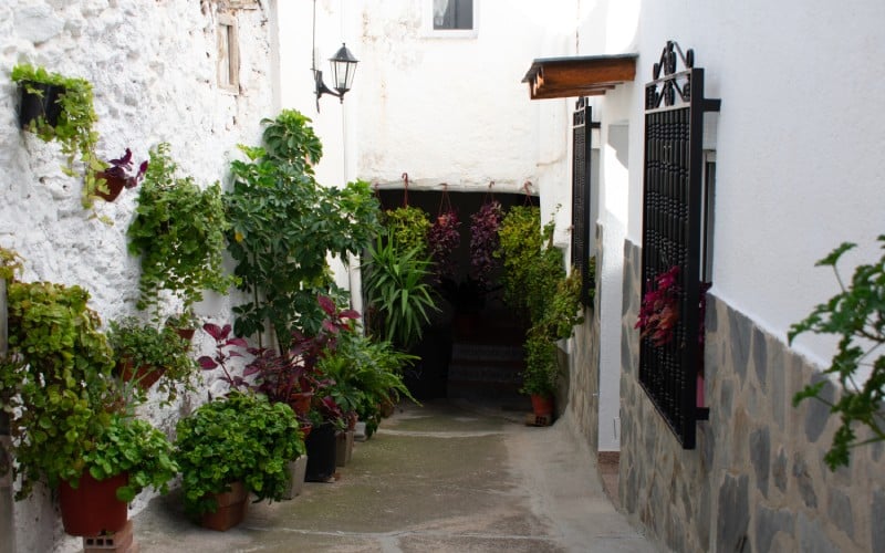 Soportújar es un pueblo blanco, pese a la magia negra de su historia