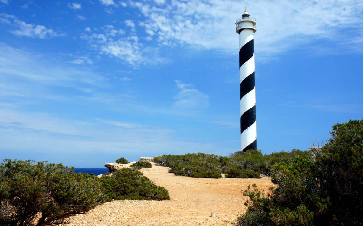 Faro de Punta Moscarter