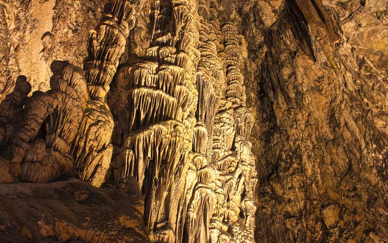 Cuevas en España