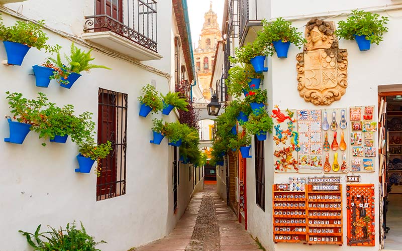 Rincones de la España sefardita: calles de la judería de Córdoba.