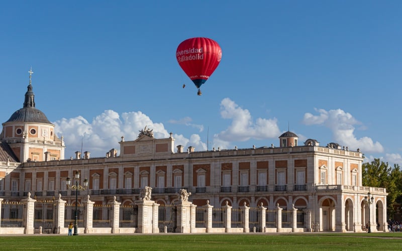 Paseos en globo por los jardines del palacio de Aranjuez