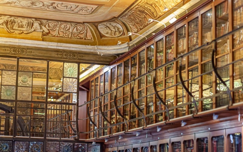 Biblioteca del Ateneu Barcelonès.