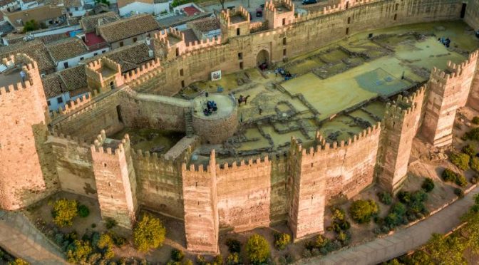 Viaje al castillo de Baños de - España Fascinante