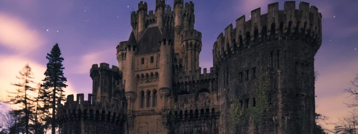 Castillo de Butrón de noche