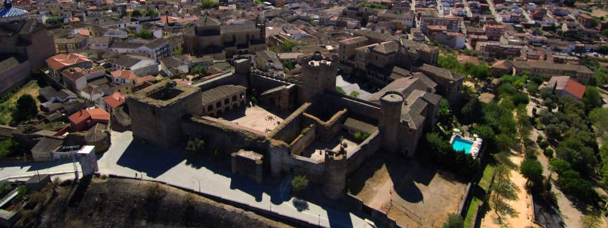 Castillo de Oropesa desde el aire