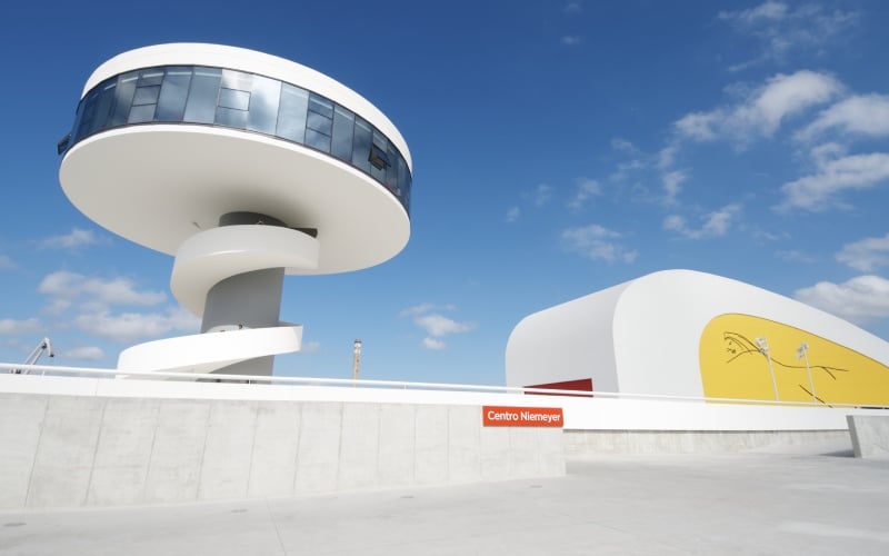 El Centro Niemeyer