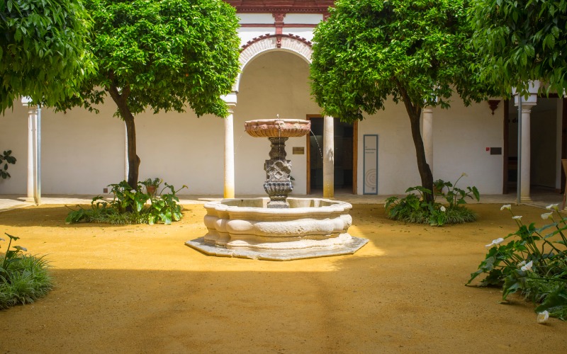 Fuente en el palacio de Benamejí, en Écija