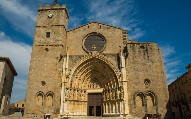 Iglesia de Santa Maria Basilica del castillo de Empuries