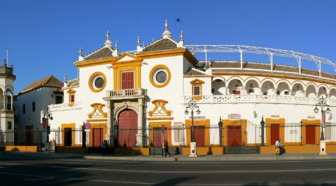 Fachada de la Real Maestranza de Sevilla