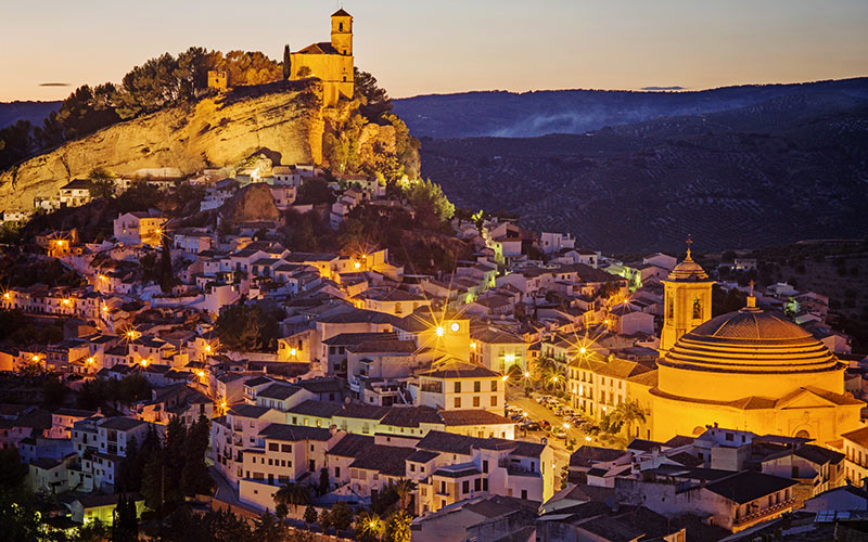 Vista de Montefrío al atardecer | Shutterstock