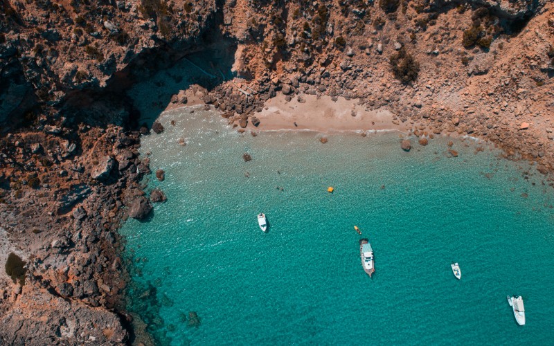 Así son las aguas del Mediterráneo de Menorca