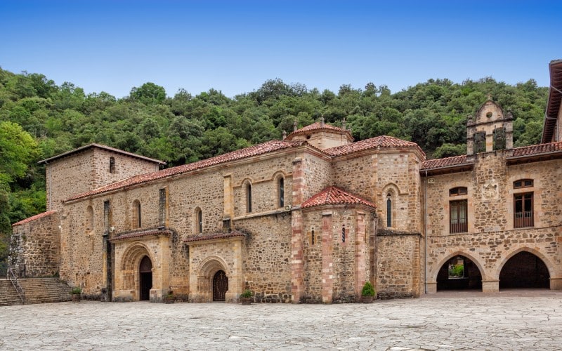 Monasterio de Santo Toribio de Liébana, en Cantabria