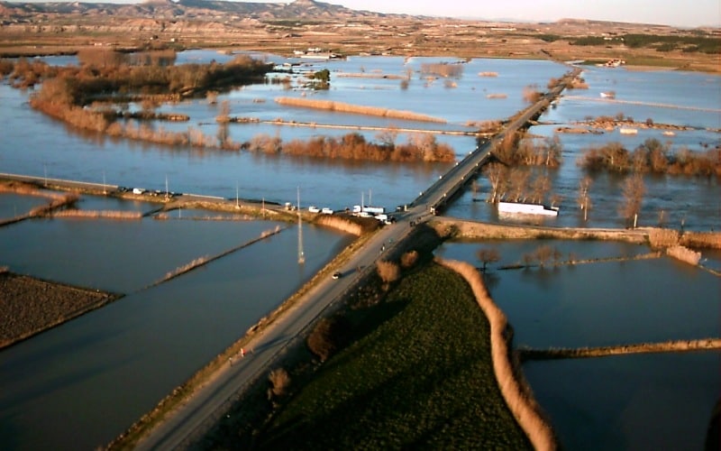 Crecida del Ebro a su paso por Novillas