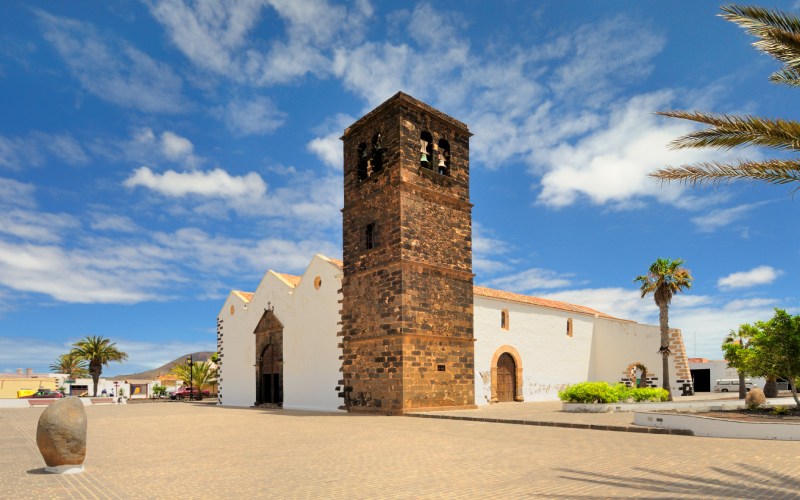 Torre de la iglesia de La Oliva