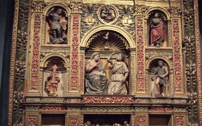 Detalle del retablo de la Anunciación.