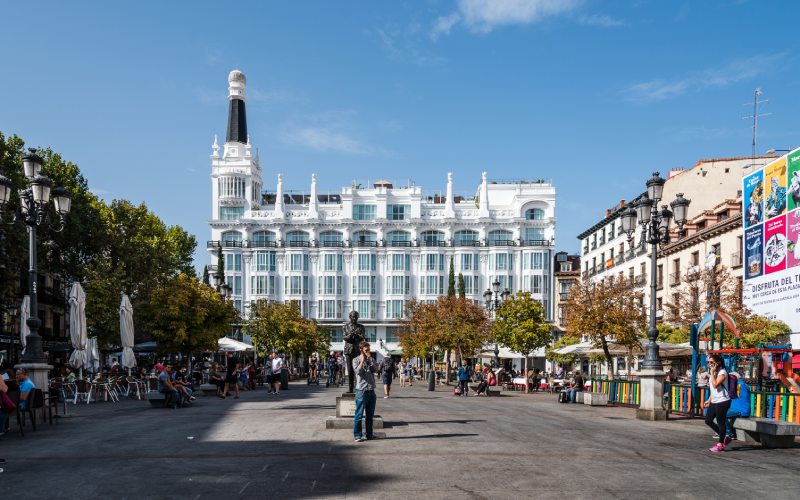 La plaza de Santa Ana es parte del Madrid de Bonaparte