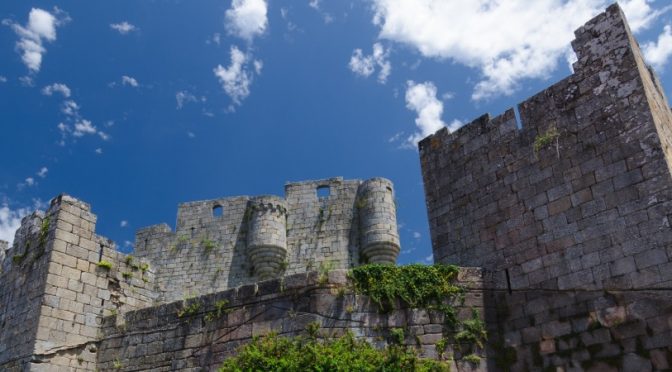 Castillo de Castro Caldelas, El Castillo de Castro Caldelas, la historia de una fortaleza de leyenda