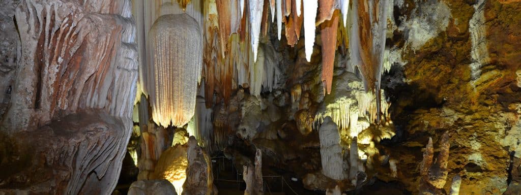 cuevas del Águila, Las Cuevas del Águila: espectaculares y completamente accesibles