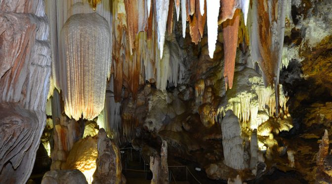 cuevas del Águila, Las Cuevas del Águila: espectaculares y completamente accesibles