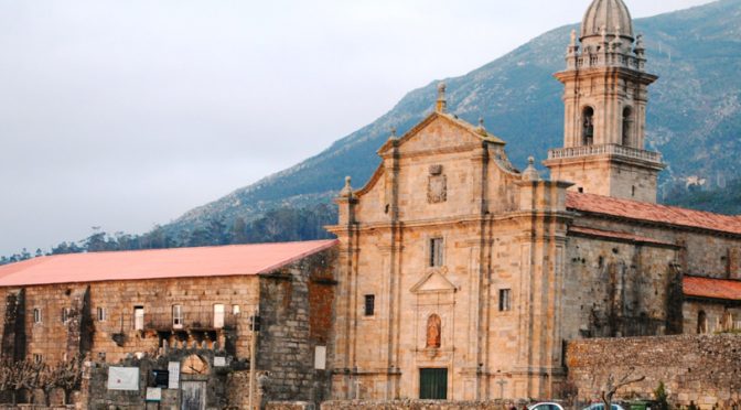 monasterio de Oia