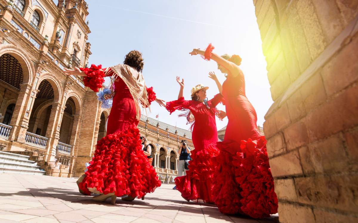 Bailarinas de flamenco en Sevilla