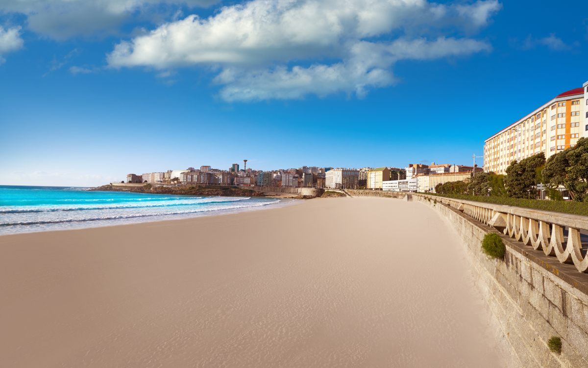 Playa de Riazor en A Coruña