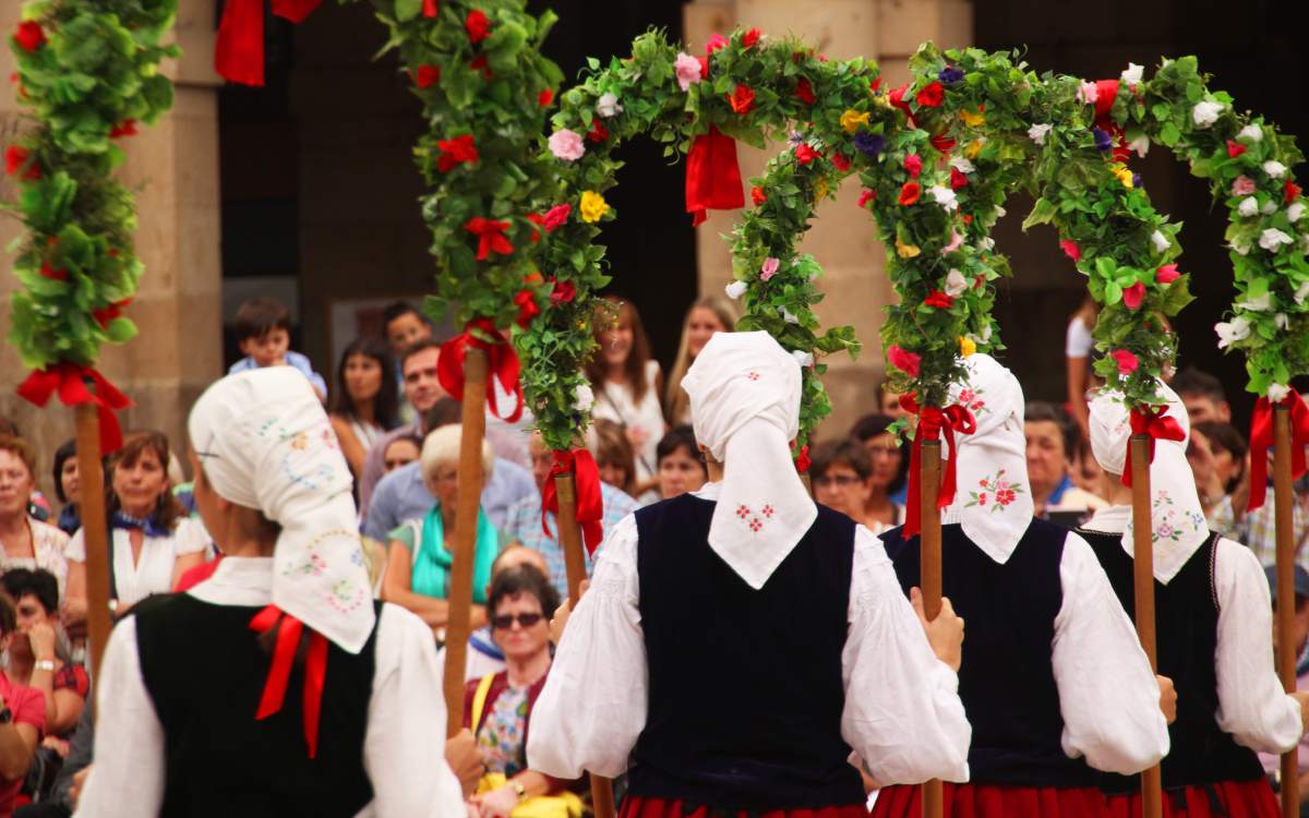 Danza tradicional en la Semana Grande de Bilbao