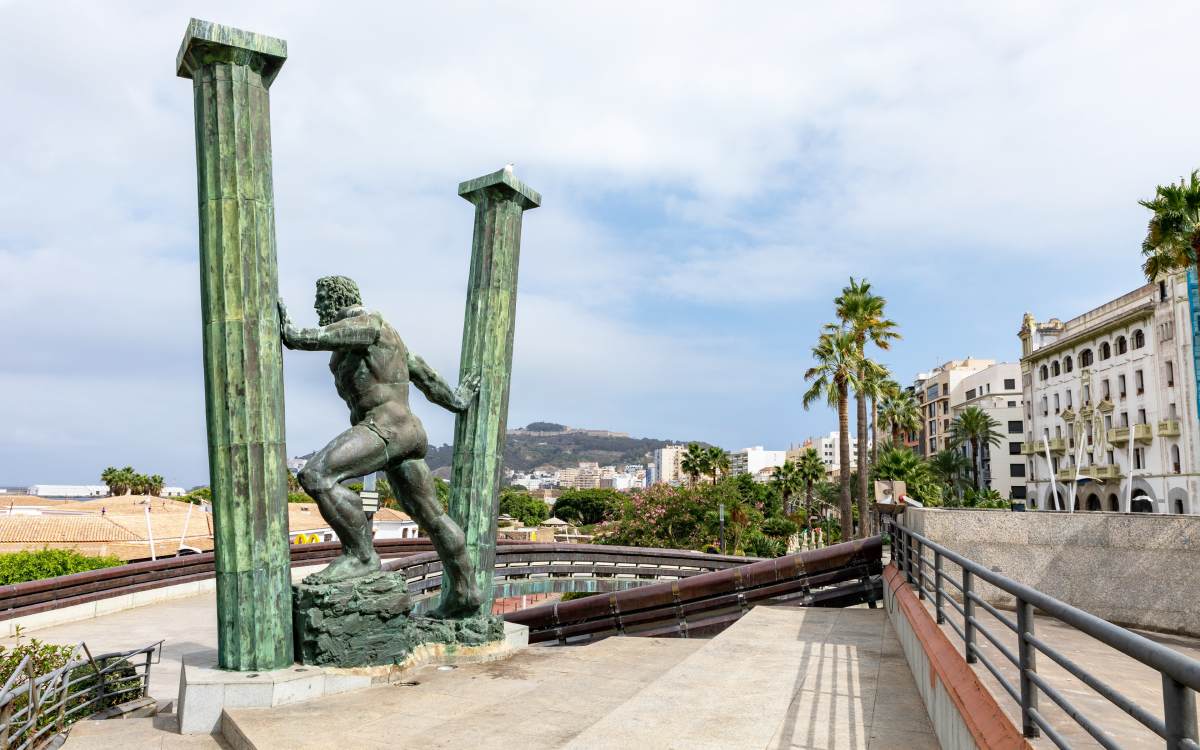 Estatua de Hércules en Ceuta