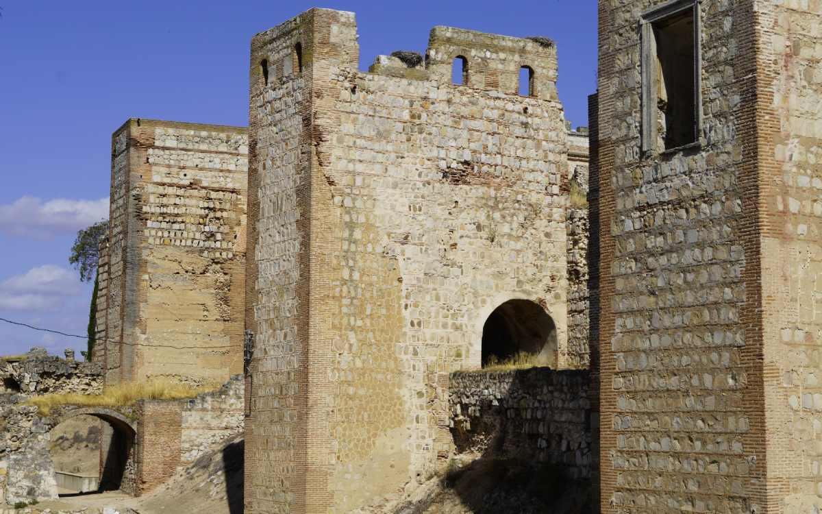 Estructura medieval en Escalona