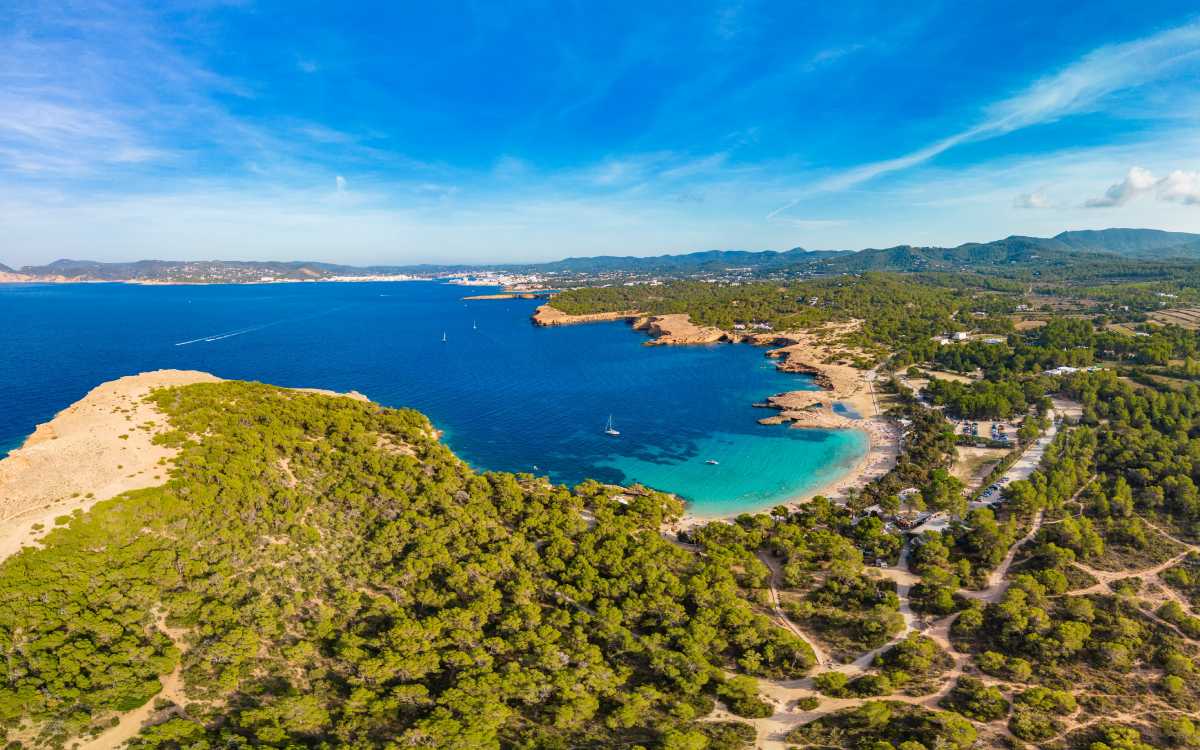 Vistas de la isla de Ibiza desde el aire
