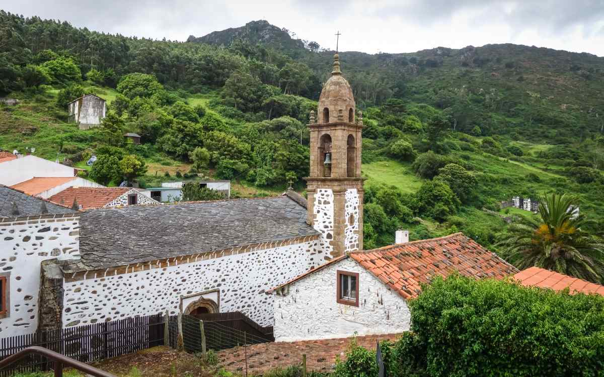 Iglesia de San Andrés de Teixido en Cedeira