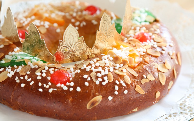 Roscón de Reyes. | Shutterstock