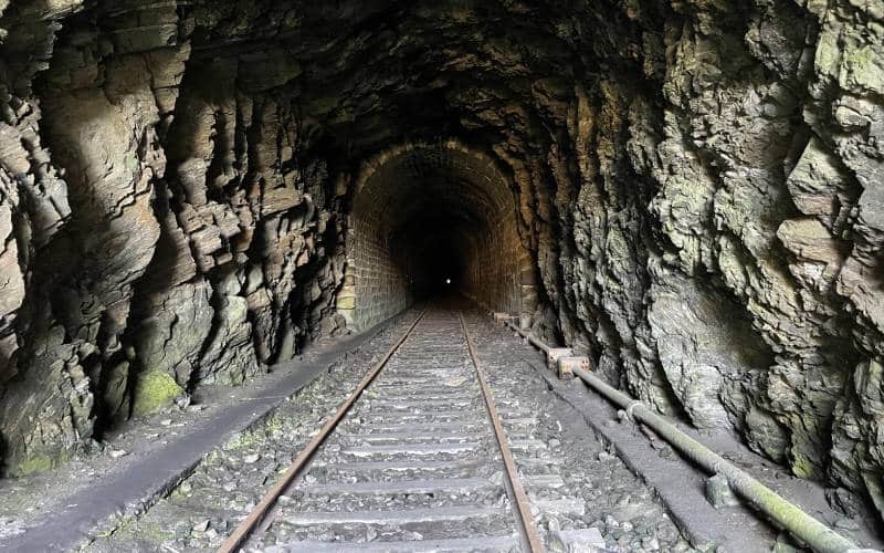 Túnel en el Camino de Hierro