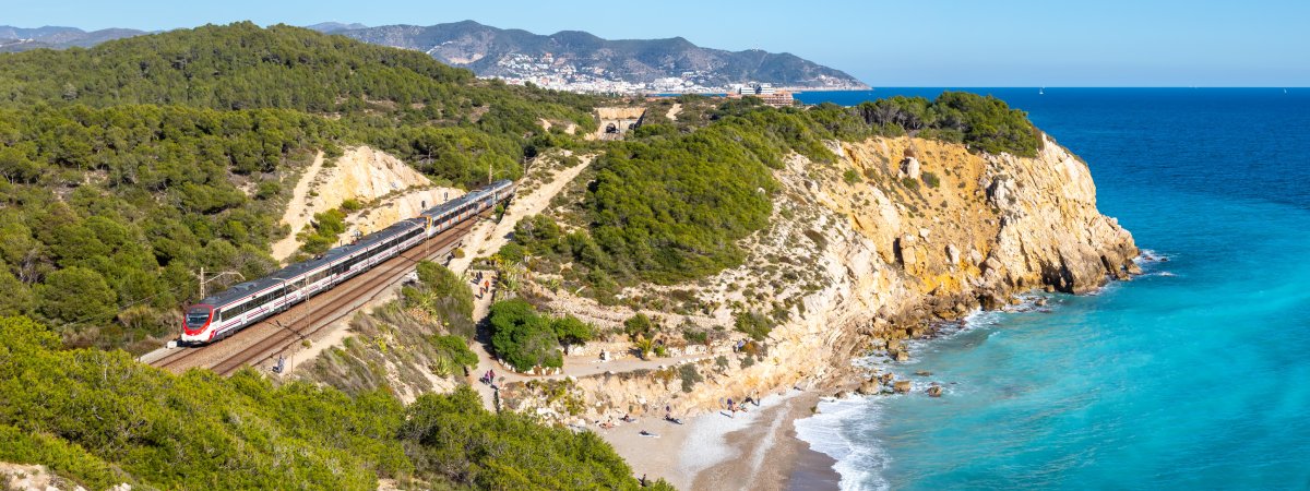Viajes en tren imprescindibles por España